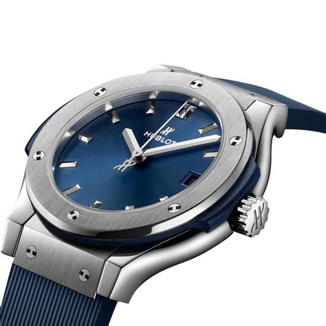 hublot 33mm classic fusion|hublot classic fusion titanium price.